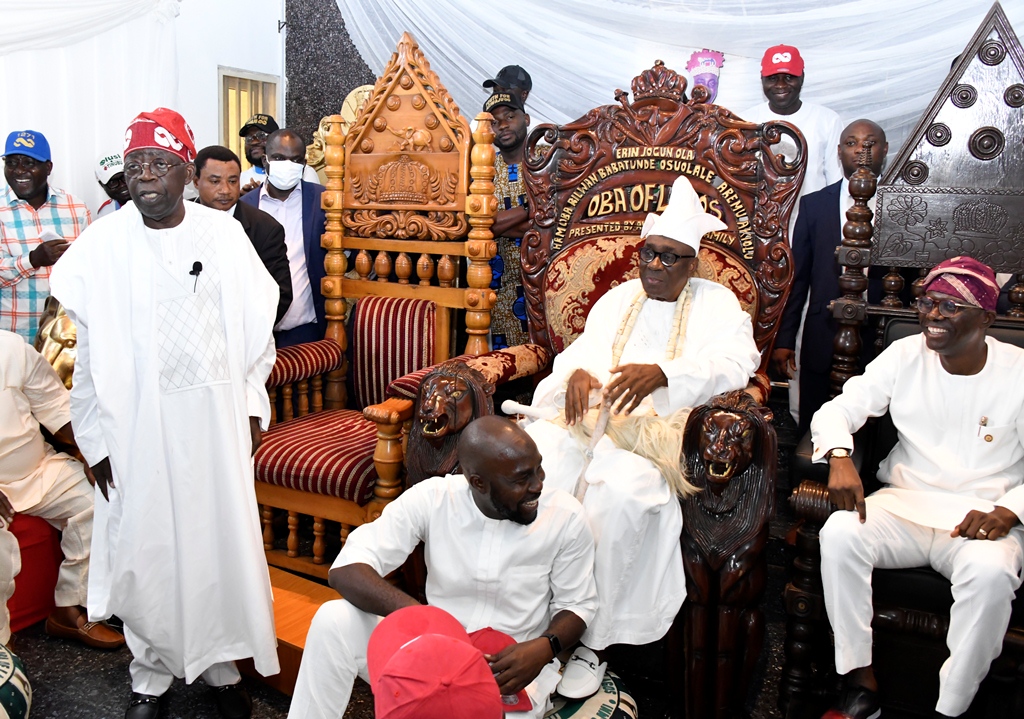 LAGOS AGOG AS TINUBU RETURNS TO LAGOS AMID JUBILATION BY PARTY SUPPORTERS